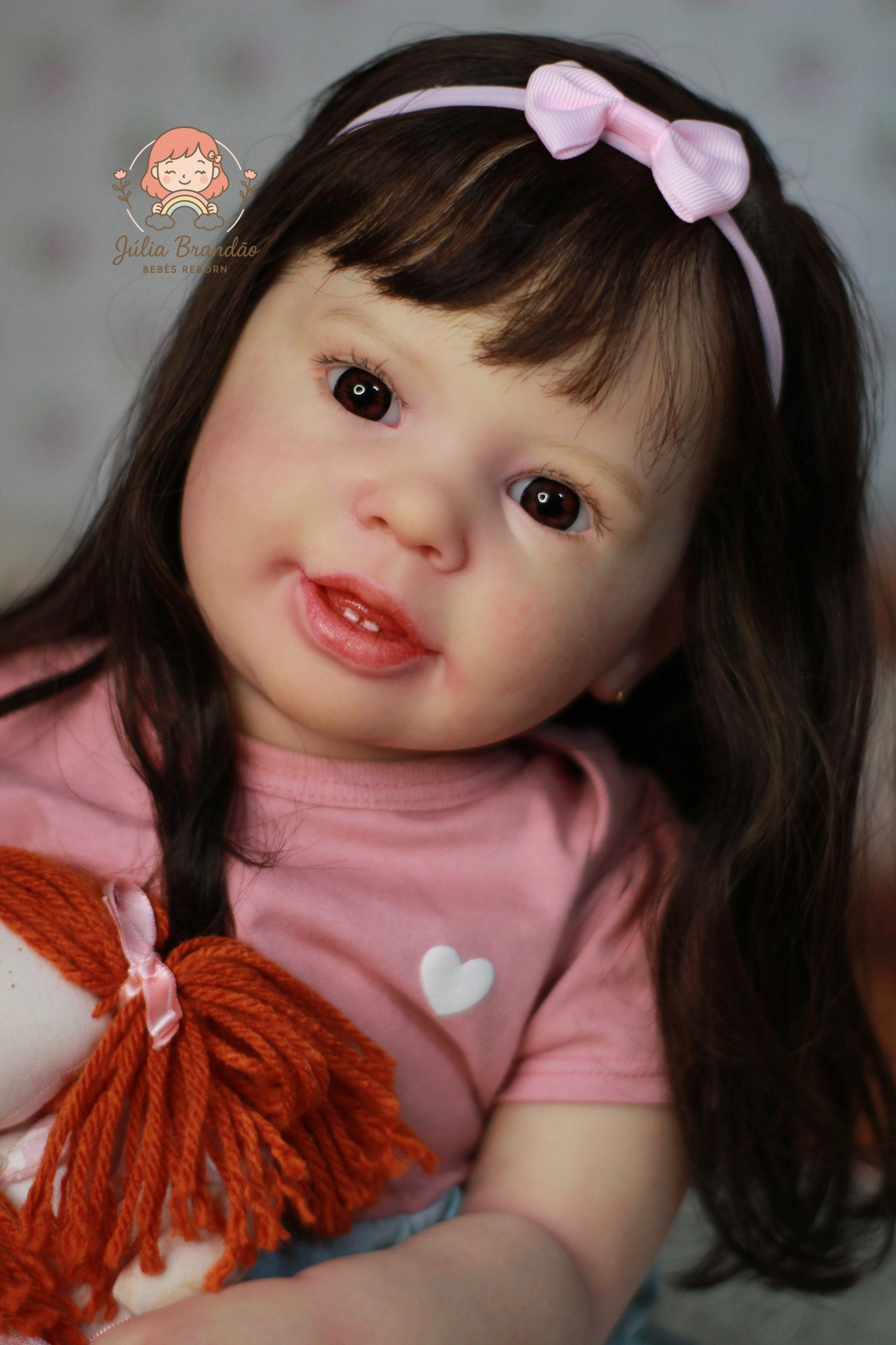 Bebê Reborn kit Katie Marie (Toddler) vista 3