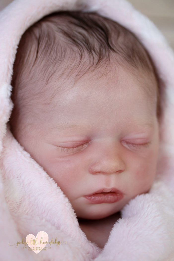 Bebê Reborn kit Skya dormindo vista 3